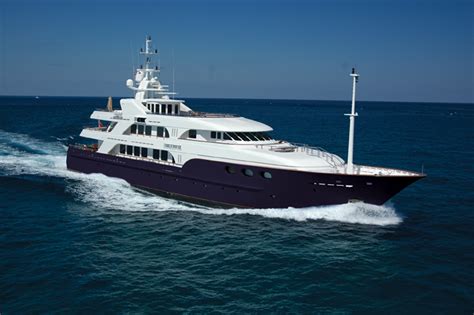 Noble house yacht charter